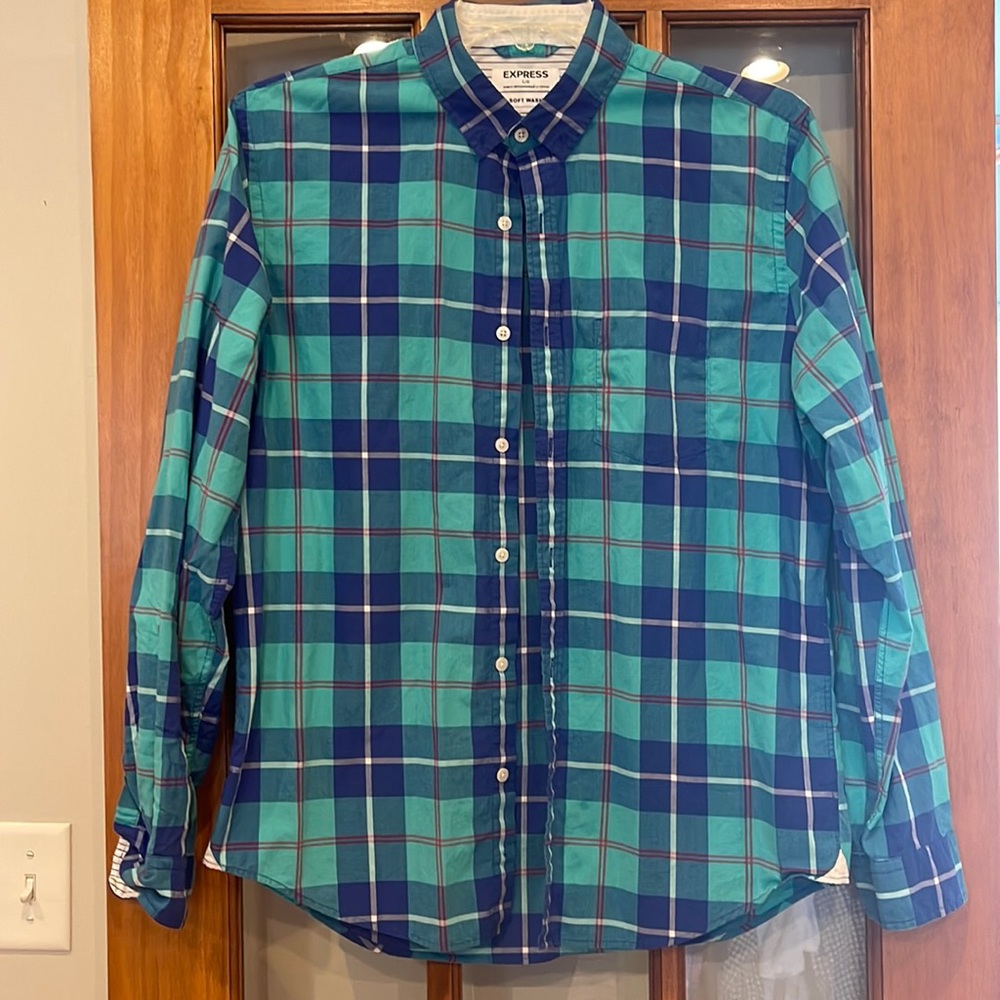 EXPRESS Mens Soft Wash Shirt LARGE